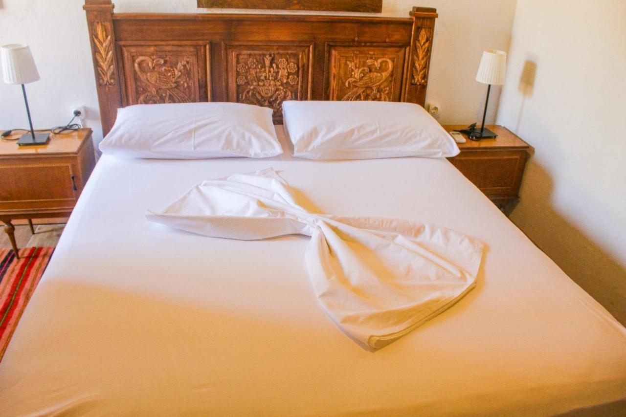 Silver Hill Guesthouse Gjirokastër Eksteriør billede