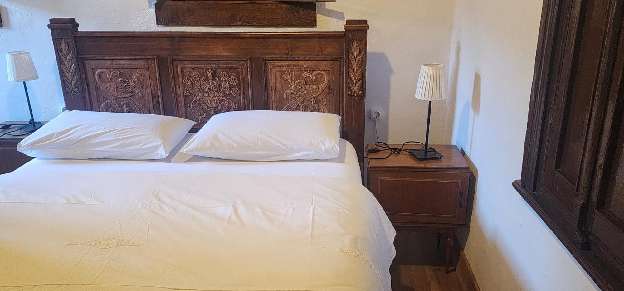 Silver Hill Guesthouse Gjirokastër Værelse billede