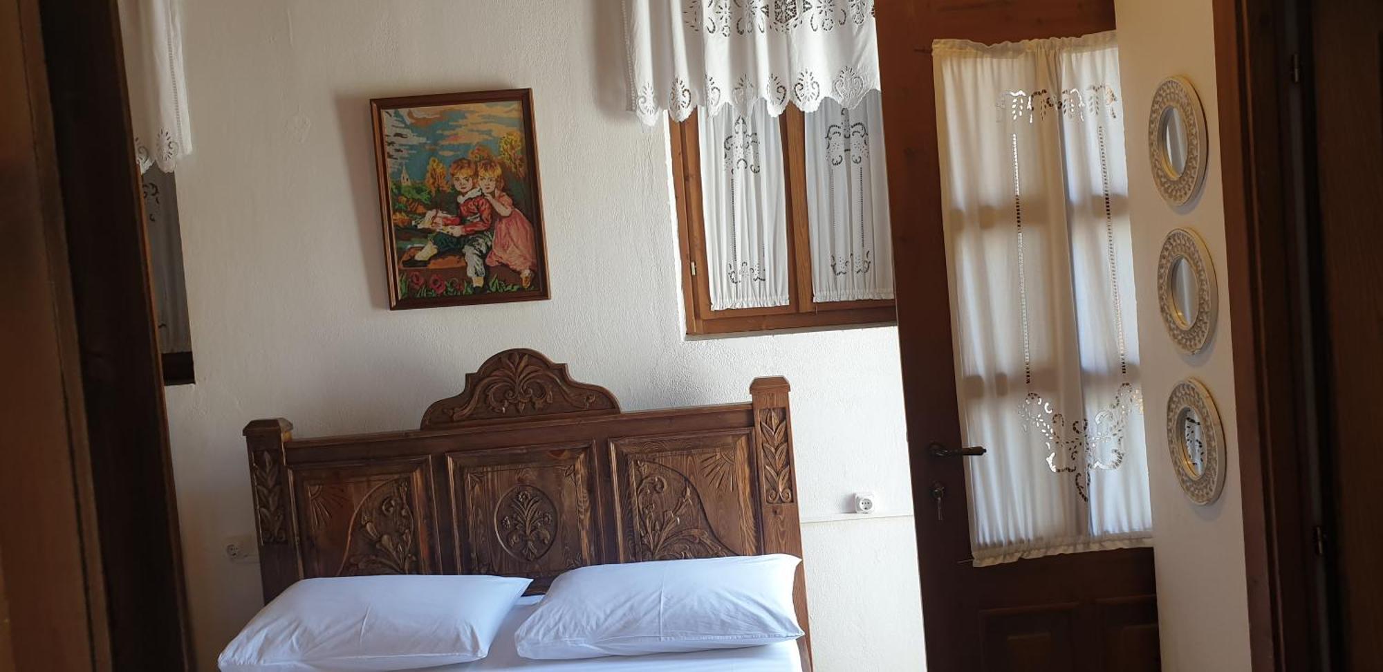 Silver Hill Guesthouse Gjirokastër Værelse billede